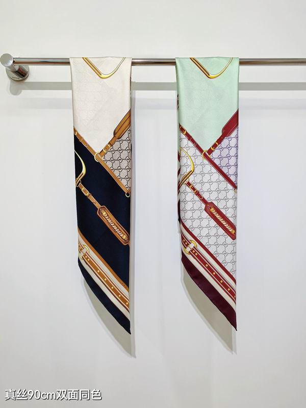 Gucci silk scarf 90X90cm E030152